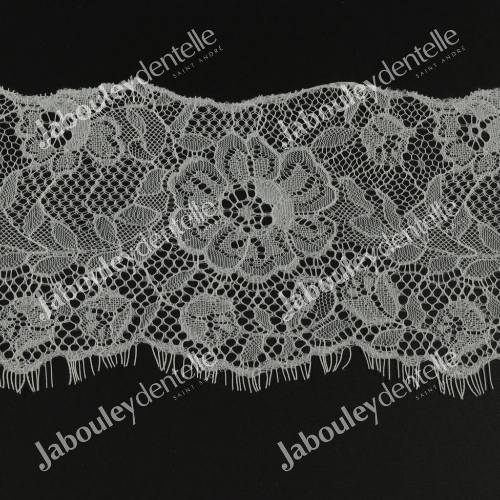 18520DVOILE-JU003-01